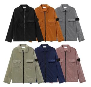 Diseñador chaqueta con capucha pantalones suéter cargo clásico para hombre para mujer insignia suéter camisa pantalones cargo pull pullover chándal pantalones cortos de manga larga negro blanco al por mayor