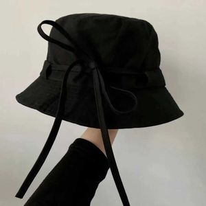 ontwerper Jacqu bucket hat caps voor vrouw man Le bob Gadjo effen kleur hoeden metalen letter hoed met brede rand