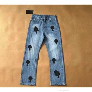 Jeans de créateurs 2023 Ch Pantalons Hommes Make Old Washed Chromees Pantalons Coeur Imprime Croix Style Long 665kr1dKR1D