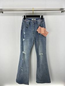 Designer Jeans 2024 Nieuwe Spring Summer Fashion Panel schulden Flare Pants dezelfde stijl broek luxe damesjeans M0505