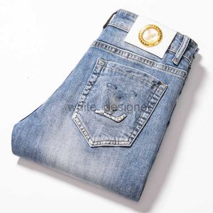 Jeans de designer pour hommes Blue Jeans Blue Men's Spring Slim Small Small Strucy Brodery Stretch Casual Pantal
