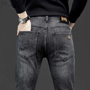 Jeans de créateurs pour les jeans masculins haut de gamme pour hommes Kong pour hommes pantalons élastiques à la mode d'hiver d'hiver.