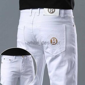 Jeans de créateurs jeans masculins blancs pour hommes du printemps d'automne, Nouveau pantalon décontracté de la marque de mode fin