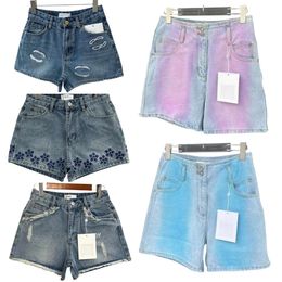 Designer Jeans Short Shorts Femmes Luxury Summer Summer Daily Outfiet Sexy Femmes Jeans Trou Denim Pantalon Fashion Mendi menteur