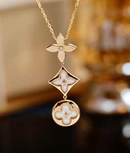 Designer sieraden Drie bloemenhangers ketting met diamant kristal voor vrouwen klassiek luxe merk goud geschenk met doos