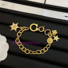 Diseñador Joyería Bangle F Cabeza de belleza de cinco puntos Pulseras de latón de latón