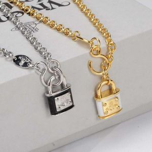 Bijoux de créateurs Viviane Viviennes Westwood Jewelry Pendant Collier Lacquer Resin Lock Chain Saturn Collier Classic Personalité Lumière Tempérament de luxe