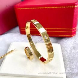 Bracelet de bijoux de créateur bracelets en or bijoux fantaisie grand poignet avec charmes hommes mariage tendance personnalisé marque de luxe bracelets en diamant cadeau d'Halloween