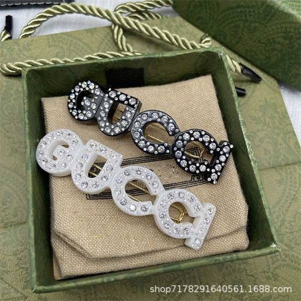 bijoux de créateur bracelet collier anneau coiffure strass face arrière frange cristal net rouge clip épingle à cheveux de haute qualité