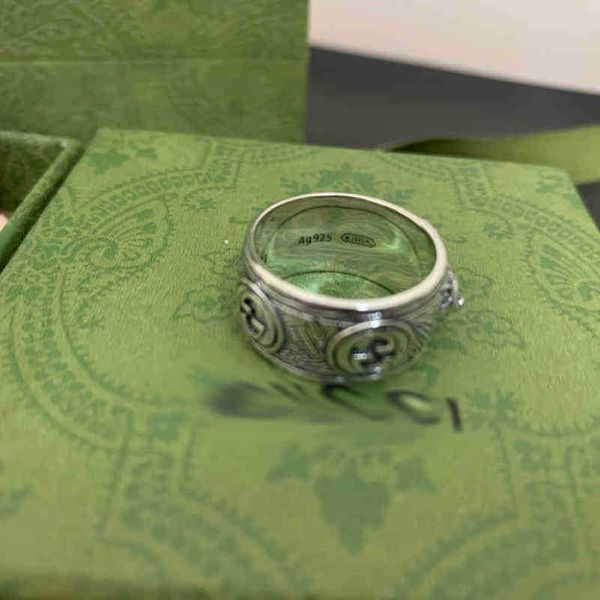 bijoux de créateur bracelet collier anneau Max famille Chi ancienne piscine cuivre blanc polyvalent tête lourde anneau pour petit ami