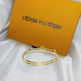 Designer sieraden armband ketting ring minimalistisch gouden diamant ingelegde onafhankelijke verpakkingsarmband voor dames