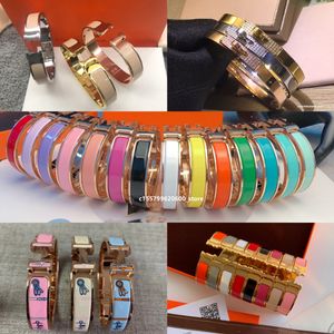 Ontwerper Sieraden Armband Eenvoudig en Groots Luxe Patroon Armband Valentijnsdag Cadeau Meerdere kleuren 23 Verlovingscadeau voor mannen en vrouwen