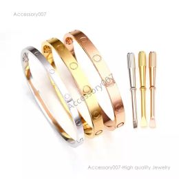 Pulsera de joyería de diseño Destornillador de acero Pareja Amor Brazaletes de diseño Pulsera Joyería de moda para hombre Regalo del día de San Valentín para novia accesorios al por mayor