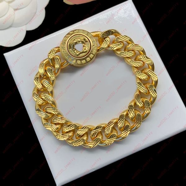 Designer Jewelry Material Material Interlock Pattern Beauty Portrait Chain de bracelet cubain pour hommes, Style Rock Hip Hop, le meilleur cadeau pour la famille, les amis, les amoureux ou vous-même