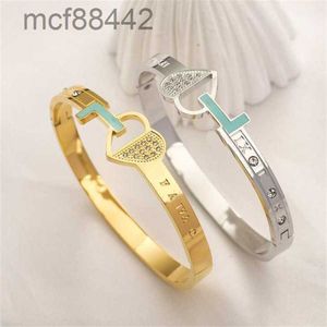 Bracelets de manchette de bijoux de créateurs marque bracelet en métal plaqué Gol