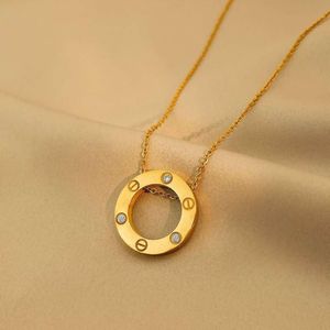 Designer sieraden designer ketting hanger kettingen cake ketting dames rond cake volledige diamant trui ketting niet gemakkelijke persoonlijkheid kraag ketting moederdag cadeau