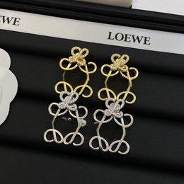 Ontwerper Sieraden Oorbellen Letter Design Oorbellen Cirkel Eenvoudige Nieuwe Mode Stud Womens Hoop Earring voor Vrouw Hoge kwaliteit 2 kleuren Stud Oorbellen