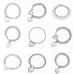 Bijoux de créateurs pour femmes Bracelet Designer Classic T Accueil 925 Sterling Silver Heart Brand New Diamond Arrowhead Love Pendentif Bracelet Mode Handwear Grossiste