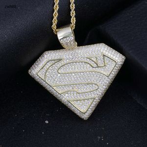 Bijoux de créateurs entièrement glacés sur le pendentif diamant zircone charms hip hop superman 5a cz pendent collier bijoux de mode