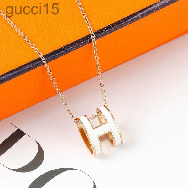 Designer Jewelry Letter Pendants Colliers Fashion For Womans Hip Hop Titanium Gold Plate Colorfast Hypoallernic Party Gift Celtic Luxury Accessoire Nyhr