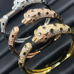 Designer sieraden Love Open armband met boorarmband met officiële maat 18k gouden tennisarmband voor vrouwen vervagen nooit