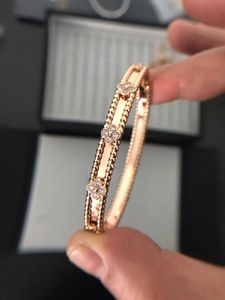 Designer di gioielli Bracciale di lusso VCF Caleidoscopio Bracciale in oro 18 carati Van Clover con cristalli scintillanti e diamanti Regalo perfetto per donne e ragazze G30Y