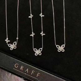 Bijoux de créateur Bracelet Graf Bracelet Collier Phantom Quintet Butterfly avec une chaîne d'atmosphère à double fleur en trois dimensions creux en trois dimensions