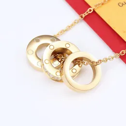 Designer Jewelry Men Women Classic Necklace Gold High Edition 3 Loop Charm Titanium Steel Fashion Pendant Necklace Valentijnsdag Kerstsieraden Gift
