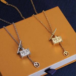 Bijoux de créateur monogramme petit collier combiné collier de mode populaire