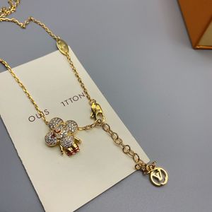 Collier de bijoux de créateur marque cercle lettre pour femmes marques de mode bijoux pendentifs colliers saint valentin 172