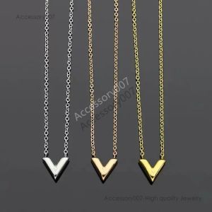 designer sieraden kettingdesigner ketting luxe V-vormige hanger ketting is een gloednieuwe 18k gouden ketting voor dames met hoogwaardige Valentijnsdag Kerstmis