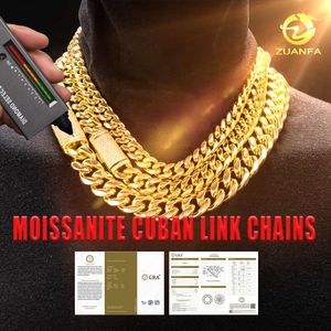 Colliers de pendentif de bijoux de créateur Moissanite Diamond Pass Pass Diamond Tester Iced Out Clasp 8 mm 10 mm 12 mm 14 mm 18 mm Chaîne de liaison cubaine plaqué en acier inoxydable