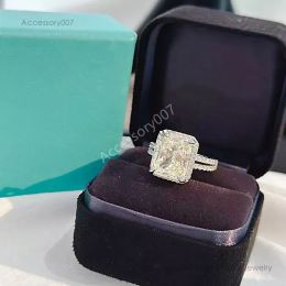 Designer sieraden ringen Luxe Vier Klauw Vijf Karaat Trouwring Mode Dames Cutback Ring 925 Sterling Zilver Vierkante Diamanten Sieraden Met doos