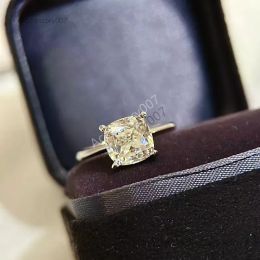 Diseñador Joyería Ringe -Luxury 925 STERLING Silver Wedding Wedding Diamond Ring Fashion Four Claw Two quilates Ring de diamantes Joyas clásicas con caja
