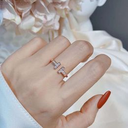 Bijoux de créateur t Famille Double anneau de diamant complet S925 Ensemble ouvert en or rose rose en argent pur avec un style polystallin polystaule Ri