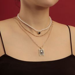 bijoux de créateur trois couches de perle d'imitation collier pendentif rose noire femme collier de cravate créatif bijoux de décoration colliers de créateurs femme à la mode 01