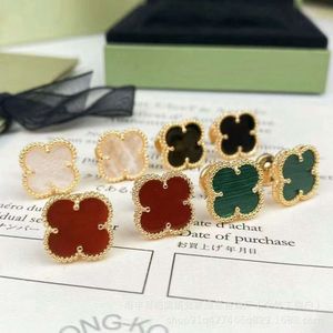 Designer Jewelry Vanclef Earringcharm Fanjia Hoge versie V Gold Clover met kleine oorbellen vrouwelijk verdikte plating 18k natuurlijke witte schaal live uitzending