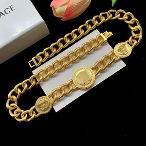 Joyería de diseñador versagesTemperament Celebrity Palace Hip Hop Premium chapado en oro Beauty Head Pulsera cubana Collar pulseras de lujo para mujer hombres collares