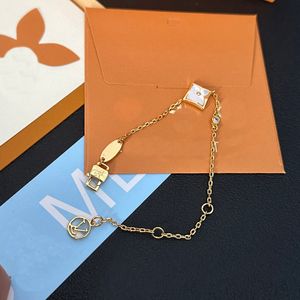 Designer sieraden dames 19,5 cm armband, gouden armband hanger logo plus merkdeur slot sieraden
