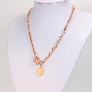 Designer bijoux femmes sier pendeur collier pour hommes pendentifs colliers colliers pour femmes