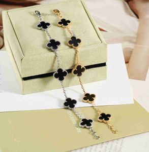 Bijoux de créateurs Cleef Bracelet Van Clover Bracelet Vintage Charm Bracelets Cuivre Avec Plaqué Or 18 Carats En Céramique Blanche Marque Quatre Feuilles Trèfle Fleur Bracelet Pour Femme
