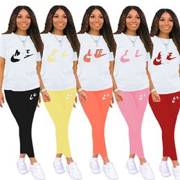 2024 Designer Jogger costumes marque Femmes de coton Tracksuit Turnits Spring Outfits Plus taille 2xl Pantalon de t-shirt à manches courtes en deux pièces