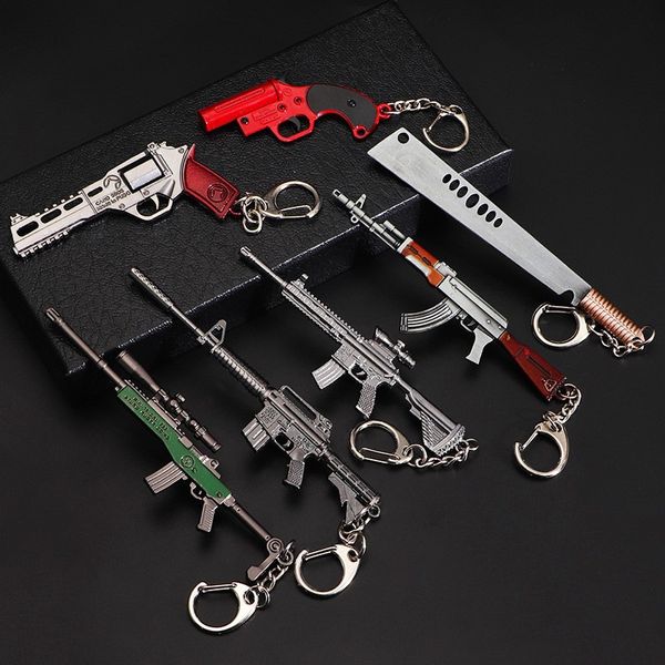 Diseñador Llavero accesorios Jedi Peace Elite Llavero para hombres Anime Eat Chicken juego Anime Alloy modelo pistola llaveros anillos colgantes Regalos