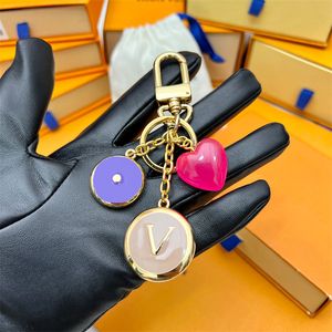 Porte-clés design breloque pour sac en forme de coeur porte-clés pendentifs de mode porte-clés en or porte-clés ornement de voiture