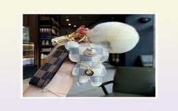 Designer Keychain Bear Leather Fur Ball Ball Clean Chain Car Pendant Metal Fashion Personnalité Créative Creative Couple Varied de 7957236