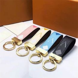 Designer Keychains Car Key Chain Sacs Décoration Vachette Cadeau Design pour Homme Femme 4 Option Top Quality255a