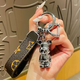 Designer Keychains for Men and Women Creative Metal Car Keychain Lanyards Delicate Cartoon Bear Taille Hanging Key Pendant Key Ring