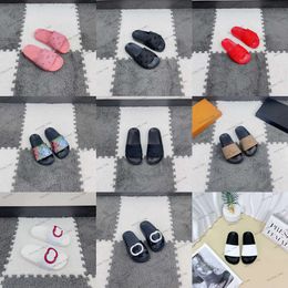 Designer Kids Slipper G Holes Rubber Sandaal Boys Girls 2024 Hollow Out Slide Sandaal Logo Zomerschoenen Strand Flat Pool Slides Children Peuter Flip Flops Sliders Mules