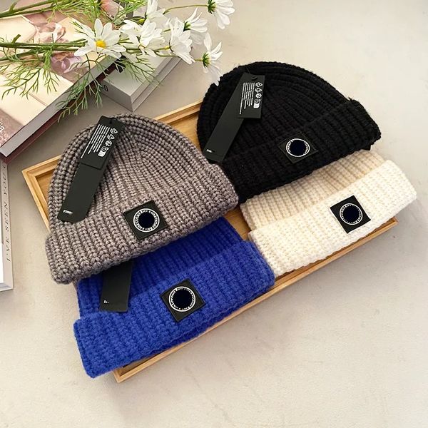 Casquette tricotée de styliste Europe et États-Unis, chapeau chaud en coton, coupe-vent, chaud, taille moyenne, emballage en boîte cadeau en option