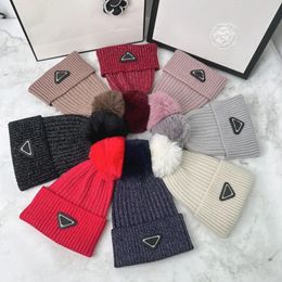 Designer Knit Mesdames Beanie Chapeaux d'hiver en plein air chaud Mode Beanie unisexe automne laine Cap marque lettre Caps